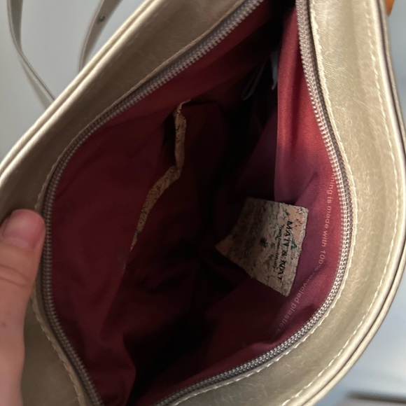 Mat and Nat Vegan Leather Made in Montreal Crossbody Bag - Picture 4 of 8